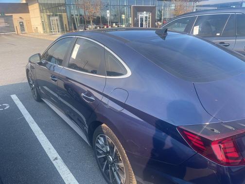 2021 Hyundai SONATA Limited