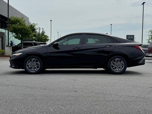 2025 Hyundai ELANTRA HEV Blue