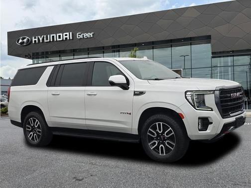 2022 GMC Yukon XL AT4
