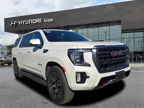 2022 GMC Yukon XL AT4