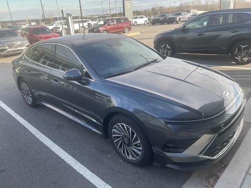 2025 Hyundai SONATA Hybrid SEL