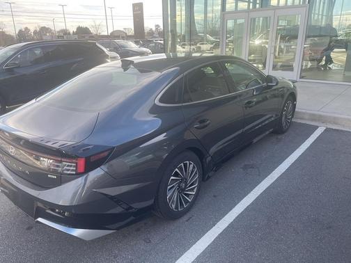 2025 Hyundai SONATA Hybrid SEL