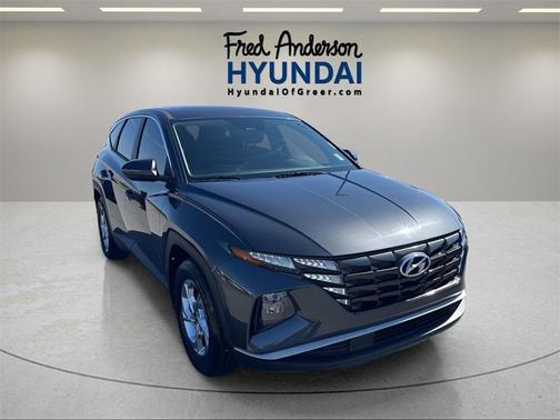 2022 Hyundai TUCSON SE