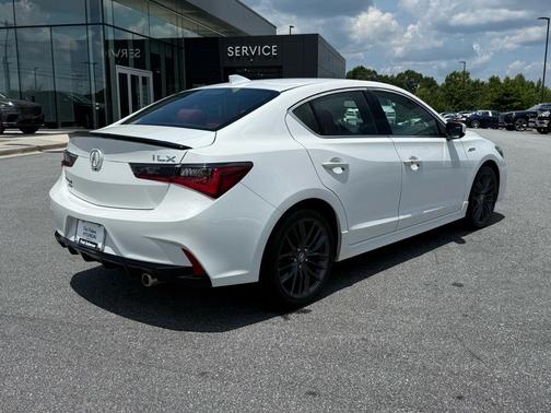 2022 Acura ILX TECHNOLOGY&A-SPEC PACKAGES