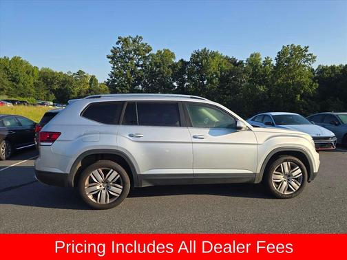 Reflex Silver Metallic 2019 Volkswagen Atlas 3.6L SE w/Technology