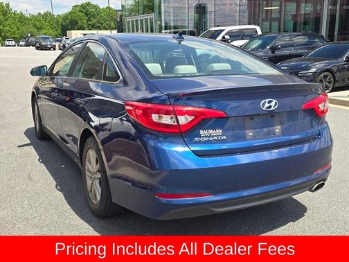 Lakeside Blue 2017 Hyundai SONATA SE