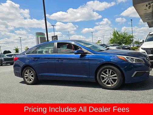 Lakeside Blue 2017 Hyundai SONATA SE