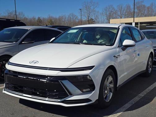 2026 Hyundai SONATA SE