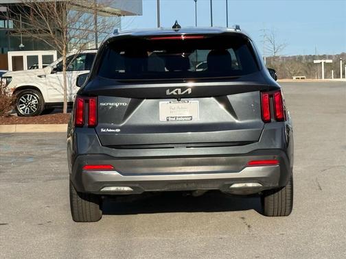 2024 Kia Sorento S