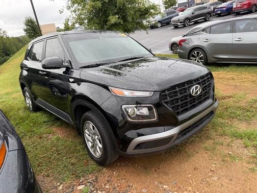 2022 Hyundai VENUE SE