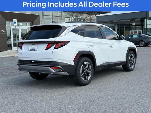 White Pearl 2026 Hyundai TUCSON SEL