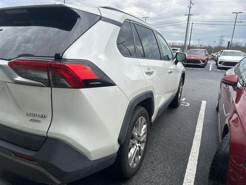 2019 Toyota RAV4 Limited