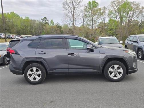 2020 Toyota RAV4 Hybrid XLE