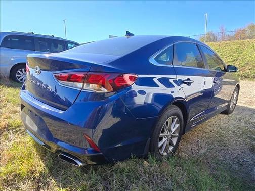 2018 Hyundai SONATA SE