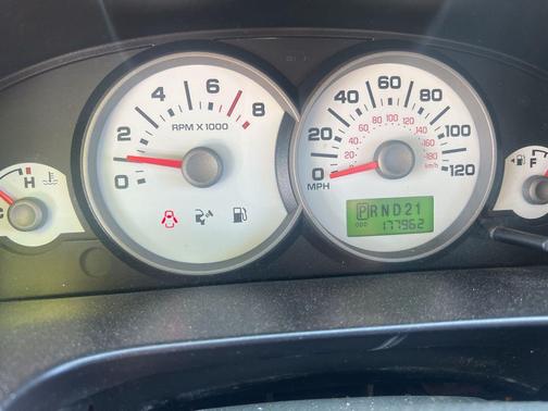 Black Clearcoat Metallic 2006 Ford Escape XLT