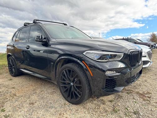 2021 BMW X5 M50i