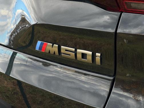 2021 BMW X5 M50i