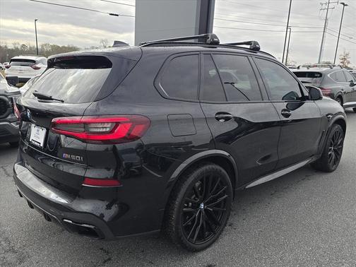 2021 BMW X5 M50i