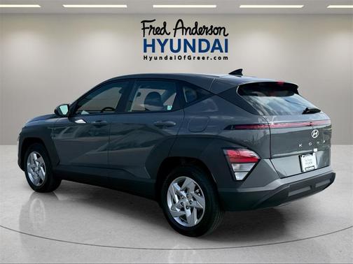 2026 Hyundai KONA SE
