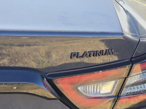 2021 Nissan Maxima Platinum