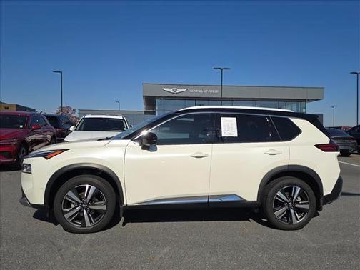 2022 Nissan Rogue Platinum