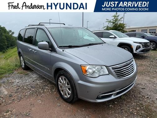 2015 Chrysler Town & Country Touring
