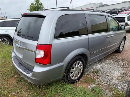 2015 Chrysler Town & Country Touring