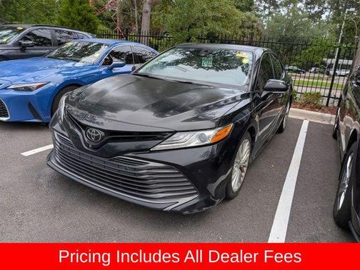 Midnight Black Metallic 2019 Toyota Camry XLE