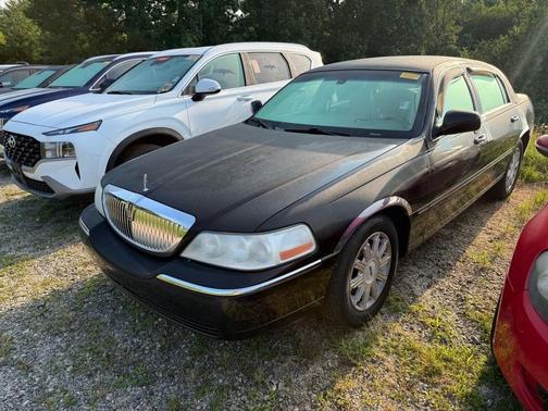 2008 Lincoln Town Car Signature Limited