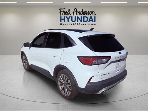2021 Ford Escape Titanium Hybrid