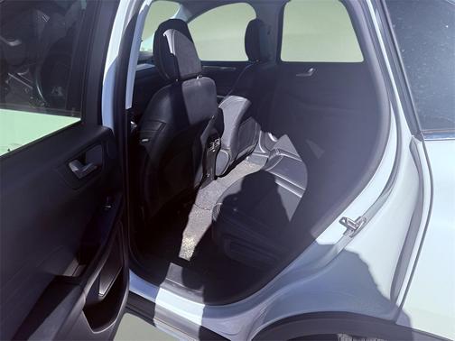 2021 Ford Escape Titanium Hybrid