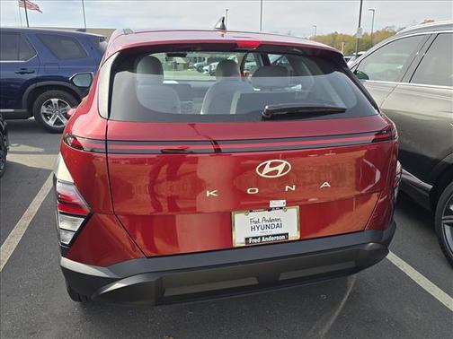 2026 Hyundai KONA SE