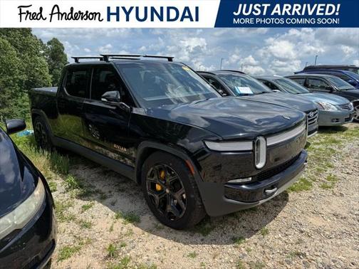 2022 Rivian R1T Adventure Package