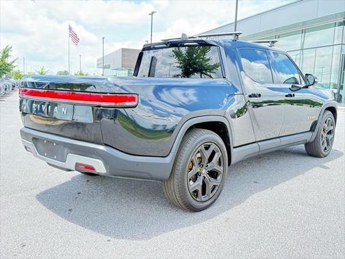2022 Rivian R1T Adventure Package