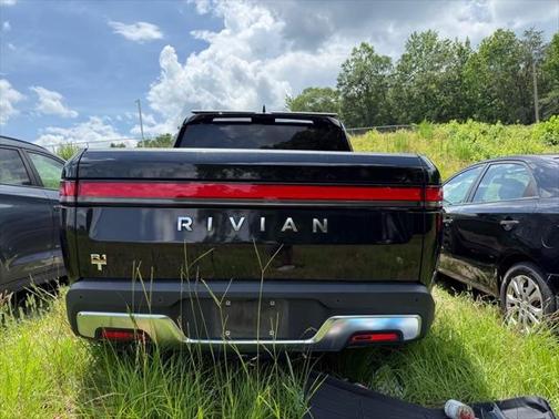 2022 Rivian R1T Adventure Package
