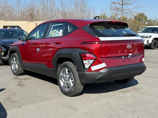 2026 Hyundai KONA SE