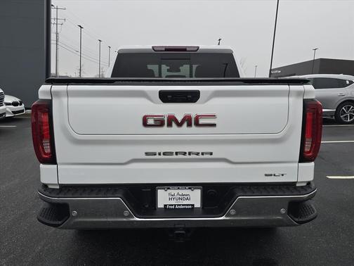 2023 GMC Sierra 1500 SLT