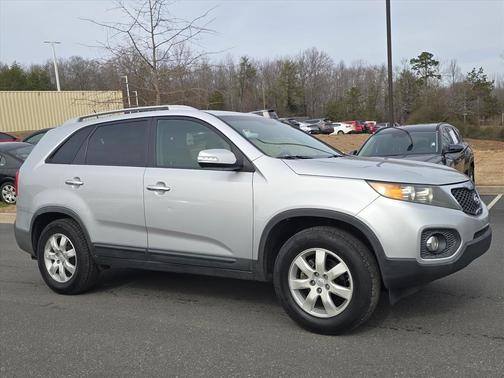 2011 Kia Sorento LX