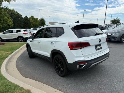 2022 Volkswagen Taos 1.5T SE