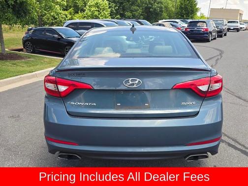 Nouveau Blue 2015 Hyundai SONATA Sport