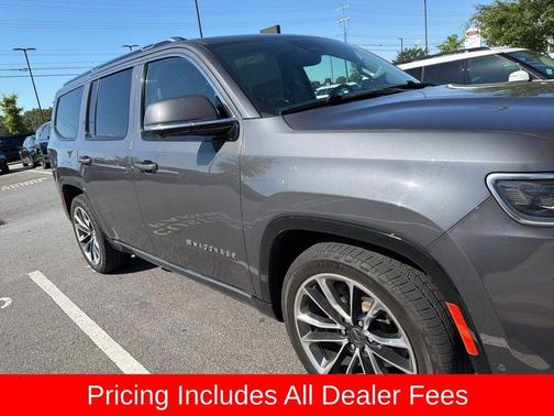 Metallic 2022 Jeep Wagoneer Series III