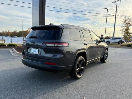 2023 Jeep Grand Cherokee L Laredo