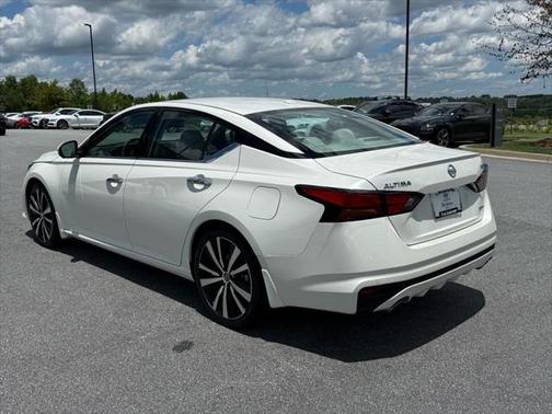 2020 Nissan Altima 2.0 Platinum