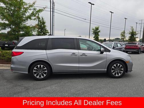 Silver Metallic 2022 Honda Odyssey EX-L