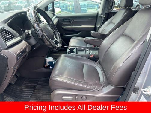 Silver Metallic 2022 Honda Odyssey EX-L