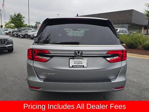 Silver Metallic 2022 Honda Odyssey EX-L