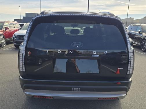 2026 Hyundai IONIQ 9 SE