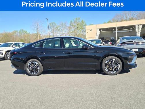 Black 2026 Hyundai SONATA SEL Sport