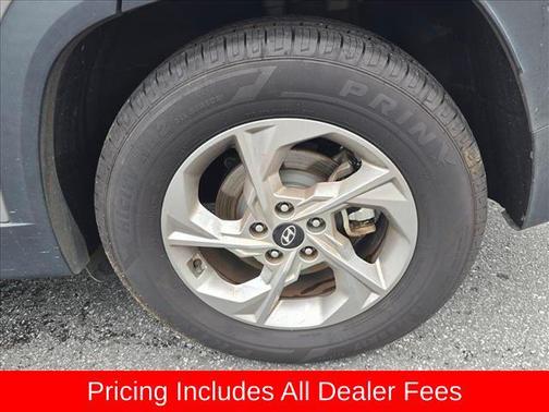 Shimmering Silver 2022 Hyundai TUCSON SE