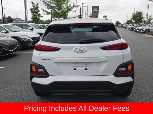 Chalk White 2019 Hyundai KONA SE